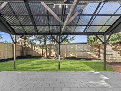 12 Sittella Court, Werribee