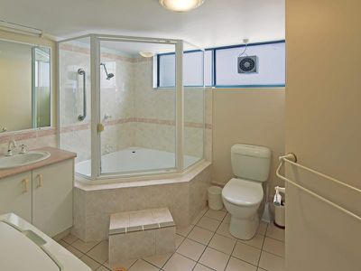 10 / 104 River Esplanade, Mooloolaba