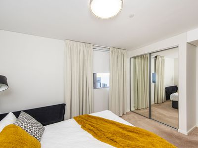 407 / 30 The Circus, Burswood