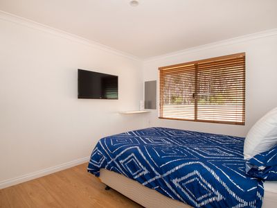 71 Jarrah Close, Hay