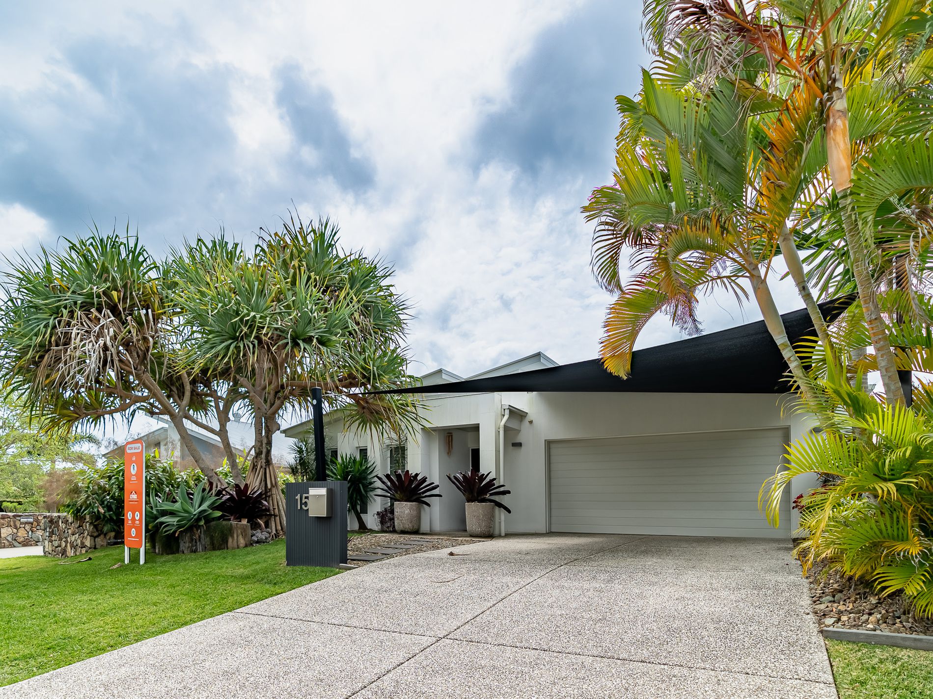15 Maidstone Crescent, Peregian Springs