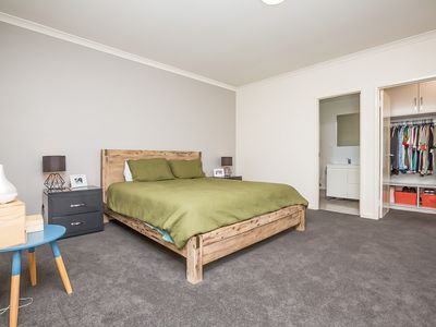 10 Minderoo Avenue, South Hedland