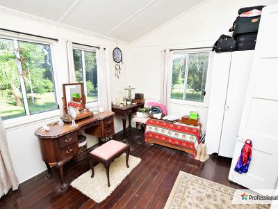 15 Stickleys Road, Byfield