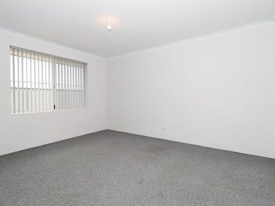 1 Ballaballa Close , Baldivis