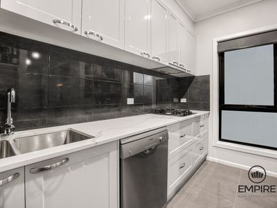 19 Kernot Parade, Clyde