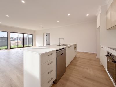 12 Heirloom Way, Swan Hill