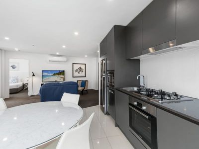 505 / 3440 Surfers Paradise Boulevard, Surfers Paradise