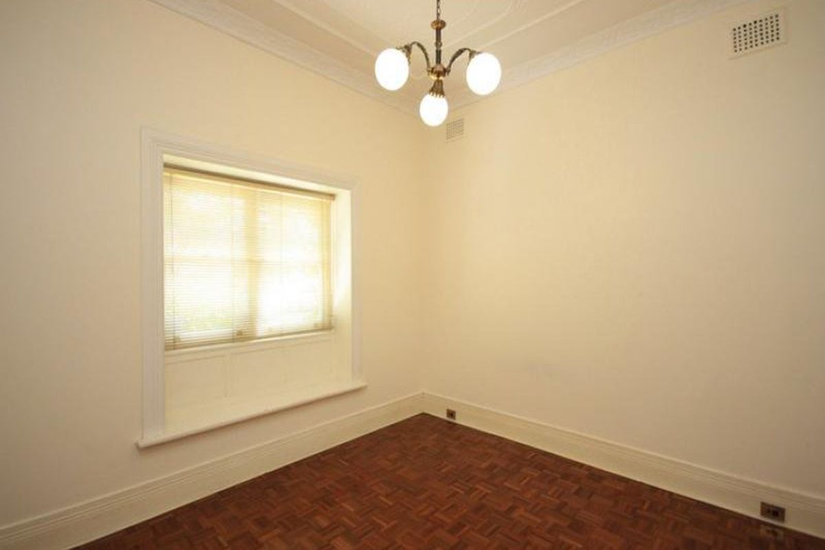 84 Nirranda Street, Concord