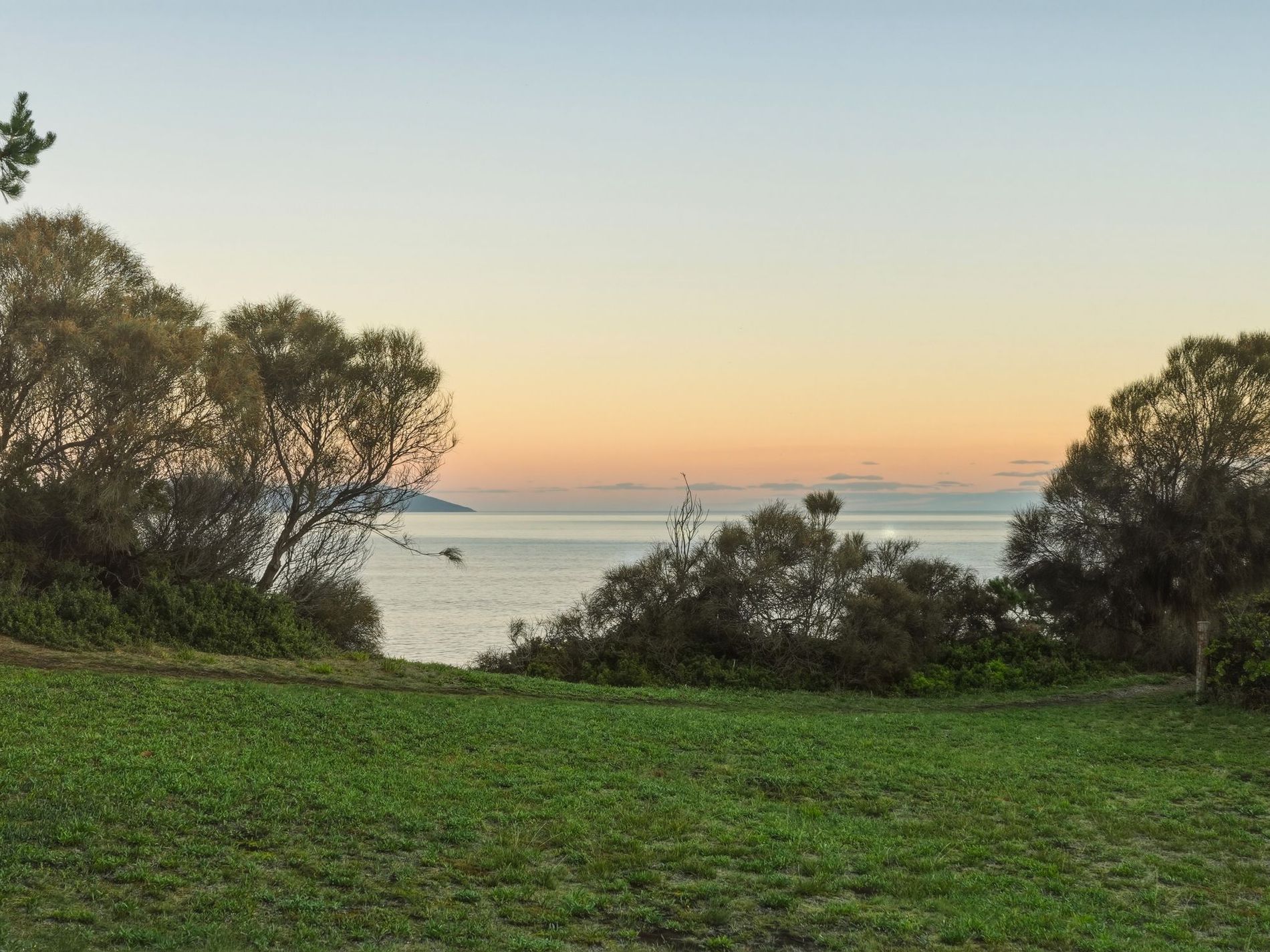 6 Riaweena Road, Dodges Ferry