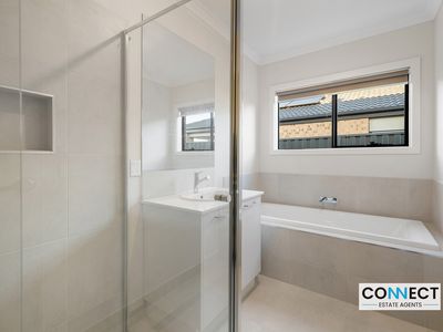42 Cactus Drive, Clyde