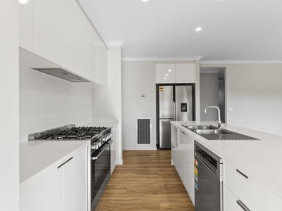 6 Bottle brush Drive, Yarrawonga