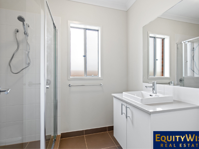 6 Communal Road, Wyndham Vale