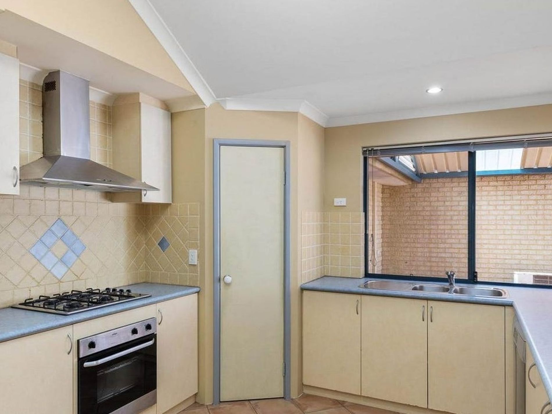 7 Bramley Way, Bibra Lake