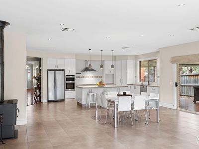 15 Twin Creek Court, Sunbury