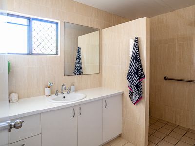2 Urangan Street, Torquay