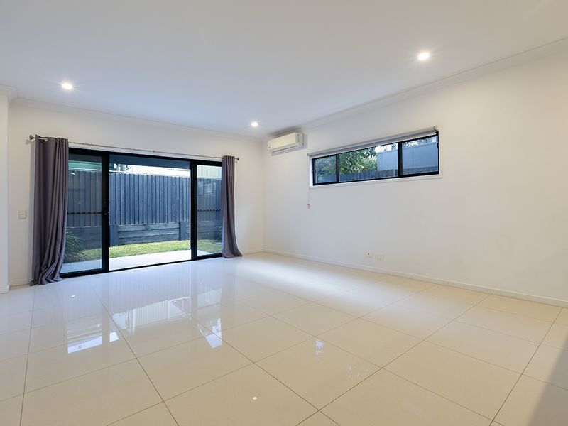 2 / 35 Broadwater Road, Mount Gravatt East