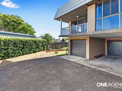 6 / 6 Dayman Street, Urangan