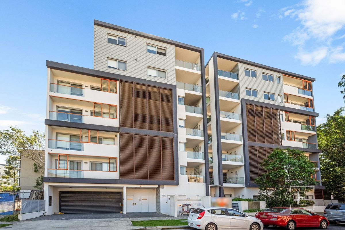 404 / 19 Short Street, Homebush
