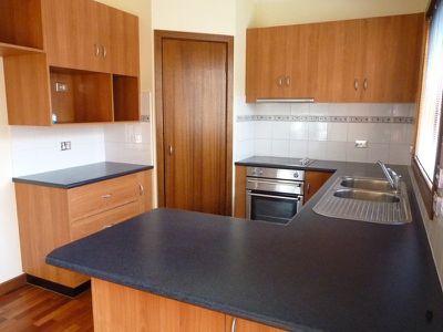 1 / 6 Carroll Street, Horsham