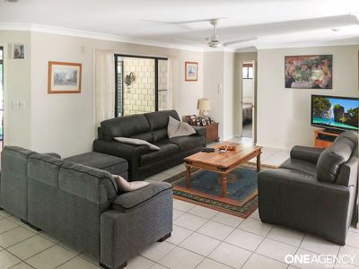 11 Foxwood Crt, Dundowran Beach