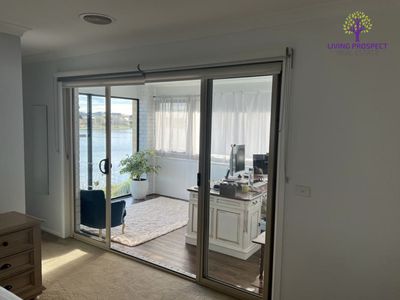 23 Seaview Point, Point Cook