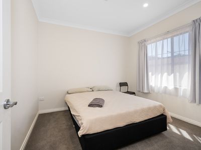 29 Gatacre Drive, Somerville