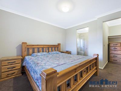 47 Kosciuszko Circuit, Clyde