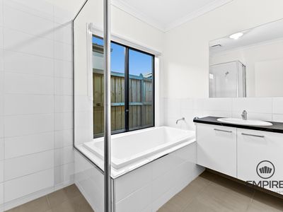 7 Coda Wy, Clyde