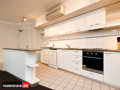 17 / 110 Mounts Bay Road, Perth