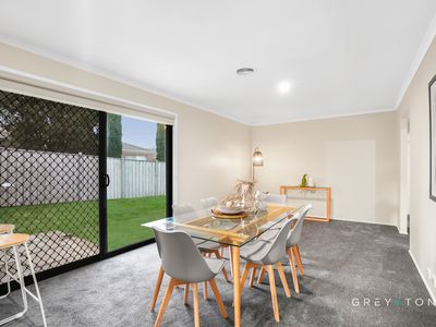 10 Rosemont Rise, Harkness