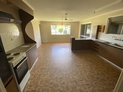 17 Reservoir Street, Kingaroy
