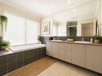 15 Zeus Circuit, Coomera Waters