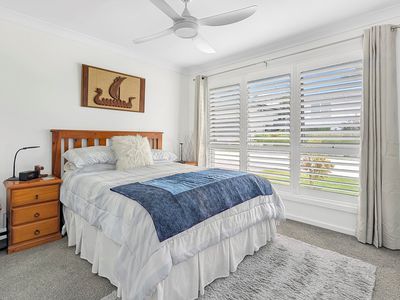 6 Yellowfin Close, Narooma