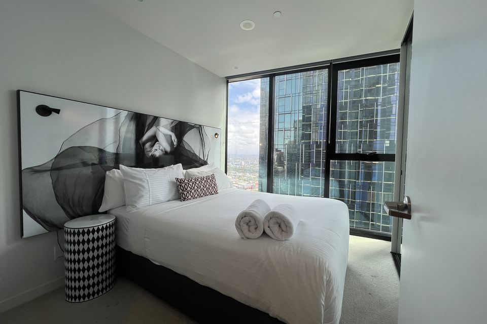 4410 / 442 Elizabeth Street, Melbourne