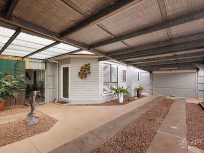 112 COLMAN STREET, Wodonga