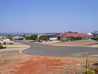16 Daisy Court, Kingaroy
