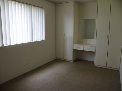 12 / 16-20 West Street, Forster
