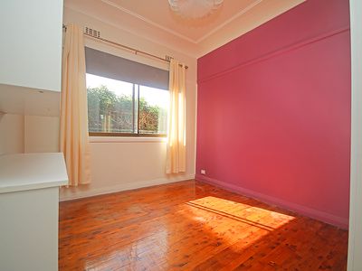 44 Hilton Avenue, Roselands