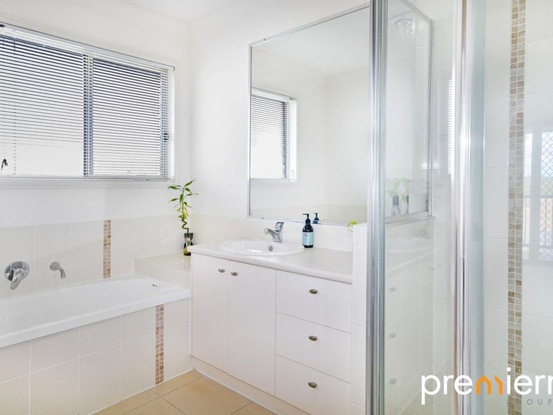 32 Isabella Street, Collingwood Park