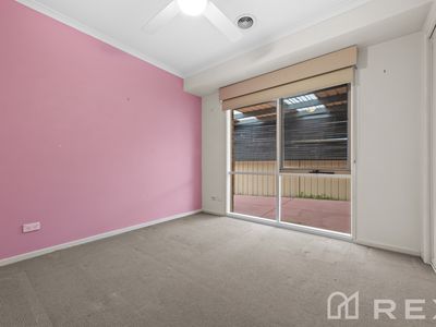 40 Hinrichsen Drive, Hallam