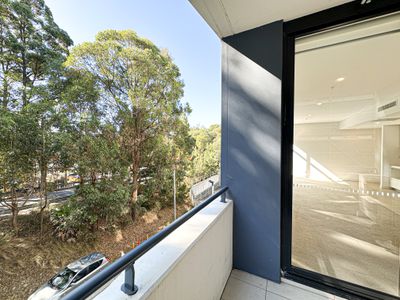 2Bed / 53 Nancarrow Ave, Meadowbank