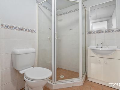 6/70-72 Pitt Street, Granville
