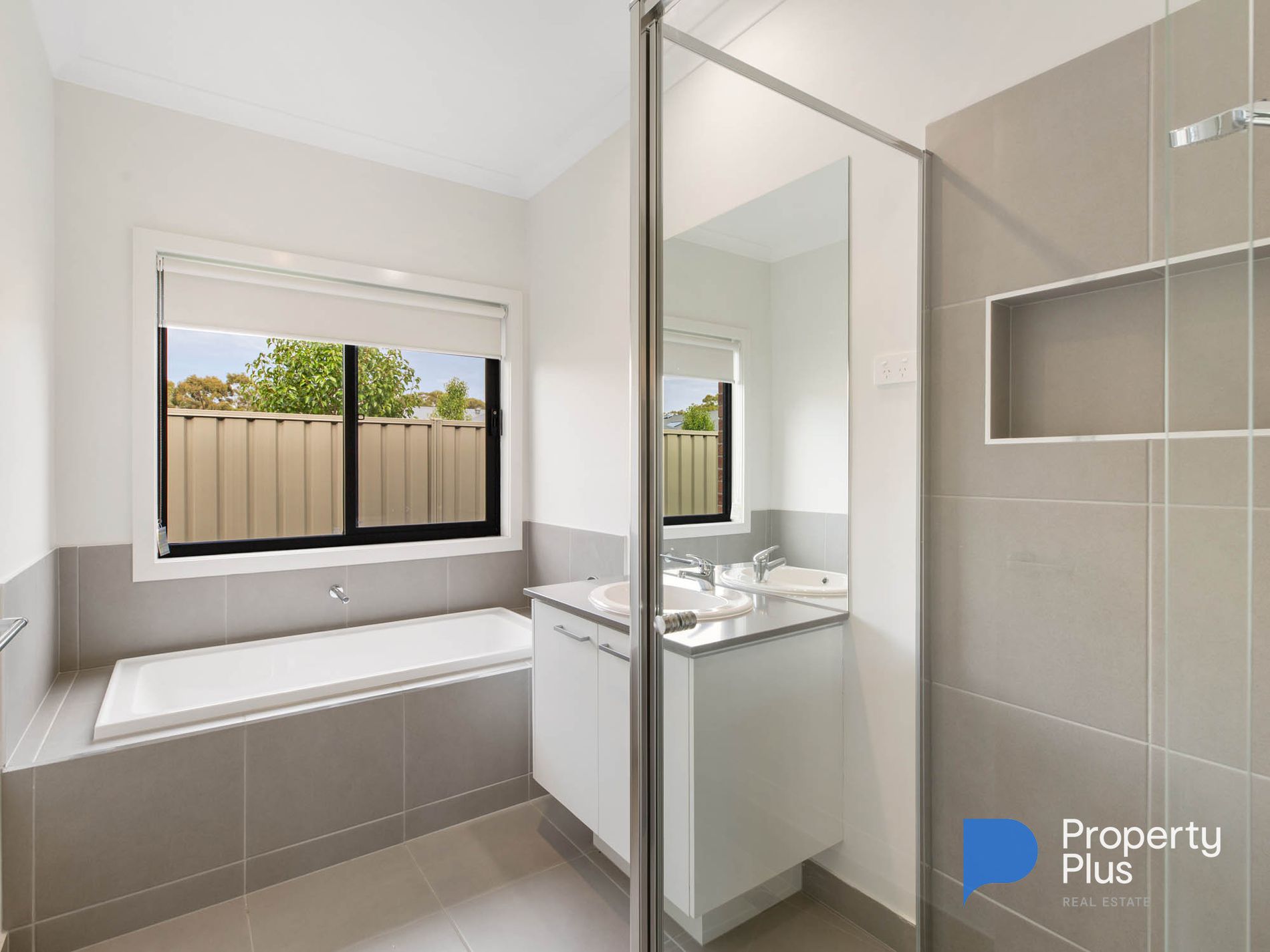 67 Blossom Drive, Epsom