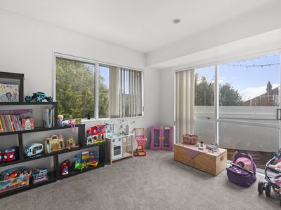 35 Rifleman Rise, Unsworth Heights