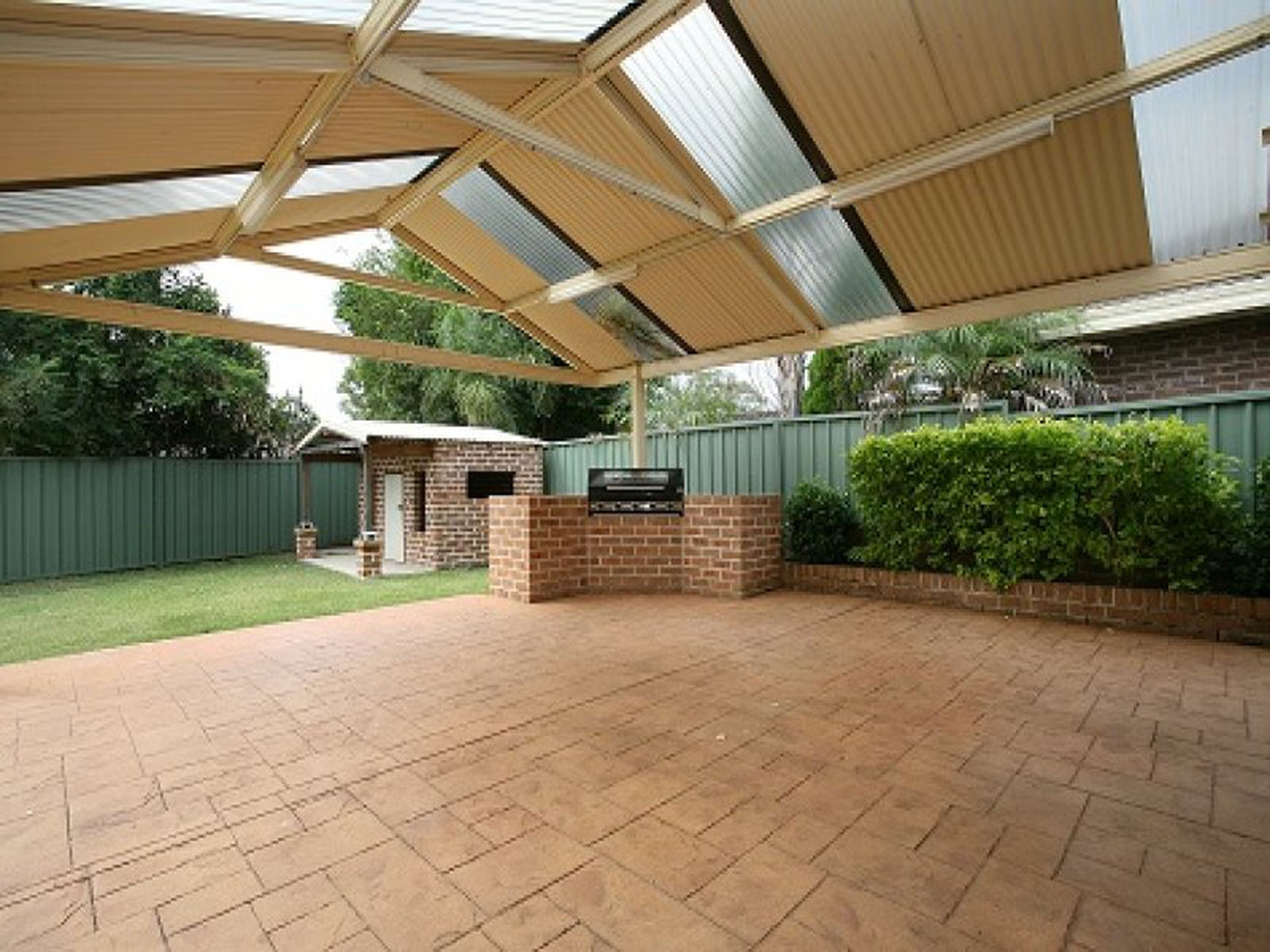 39 Armstein Crescent, WERRINGTON
