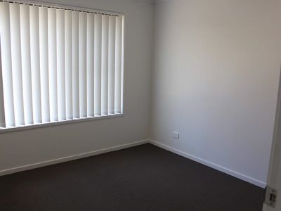 2 / 57 Bradnam Way, Urangan