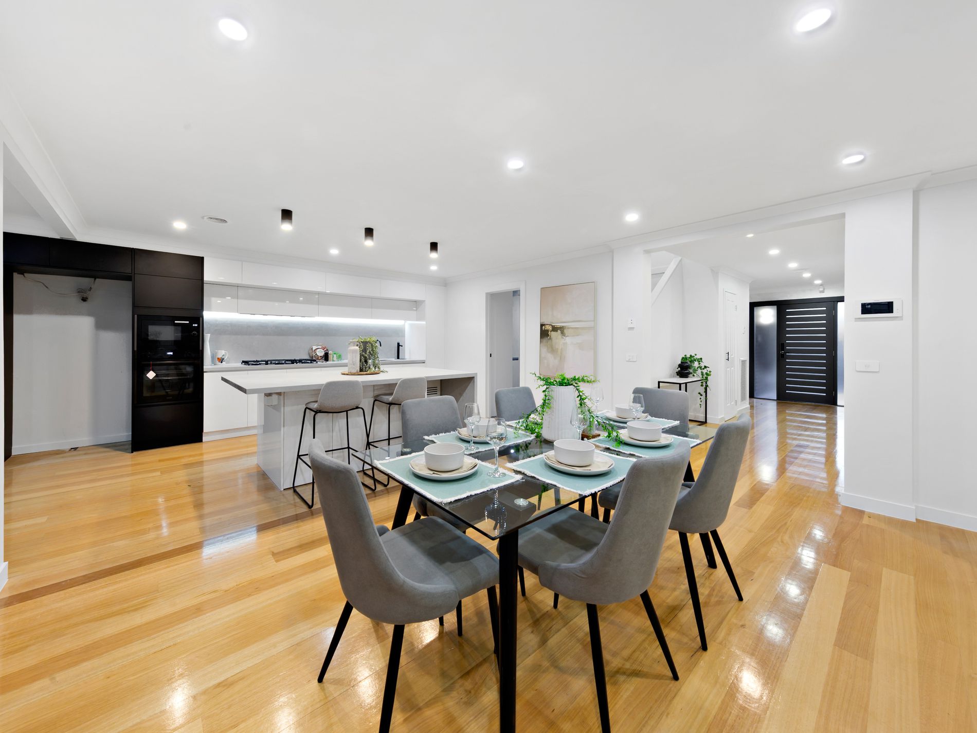 8 Pinnacle Way, Fraser Rise