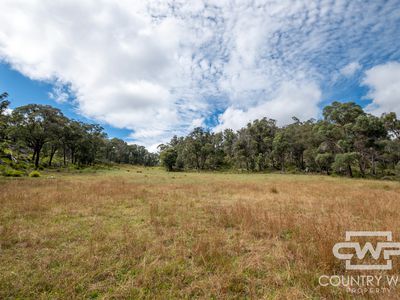 618 Coopers Road, Red Range