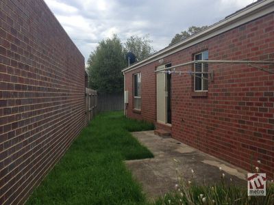 2 / 1 Lomond Terrace, East Geelong