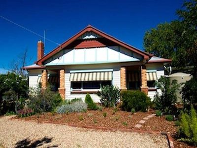 23 Wilmoth Avenue, Horsham